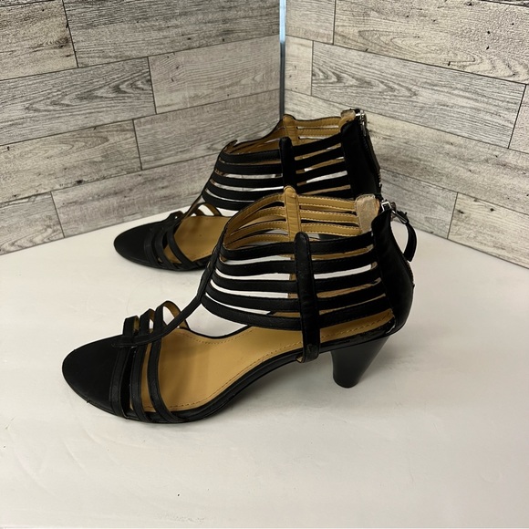 Nine West Strappy Ankle Sandal - Picture 3 of 6